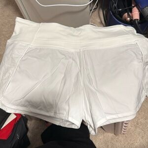 Lululemon White Speed Up Shorts size 8
